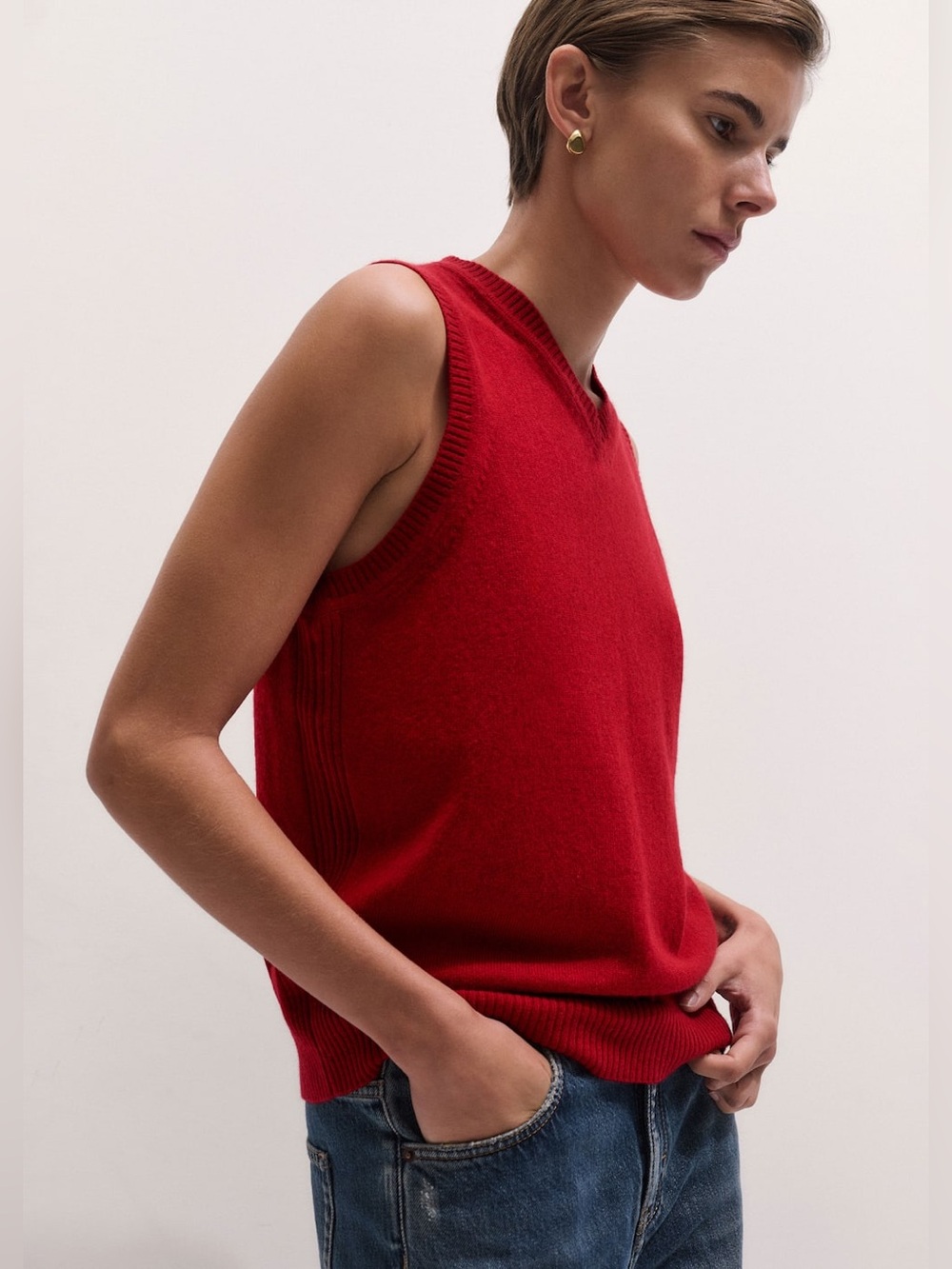 Me+Em V-Neck Relaxed Knit Tank size S Red